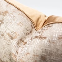 غطاء وسادة عسلي