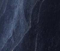 غطاء وسادة ازرق بقصه متموجه