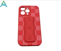 كفر ايفون 12 برو اللون احمر