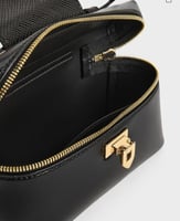 تشارلز اند كيث