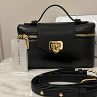 تشارلز اند كيث