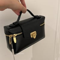 تشارلز اند كيث