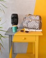 شنطة نسائية كلاسيك بلون بني