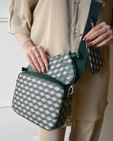 شنطة نسائية بتصميم كاجوال بلون أخضر