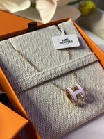 سلسال وردي وروز قولد هيرميس