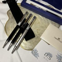 اقلام سوارفسكي للجنسين