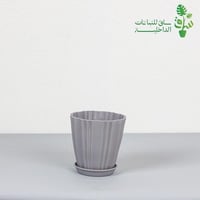 مركن بلاستيكي مع قاعدة