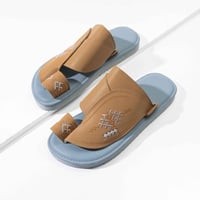 حذاء شرقي 195