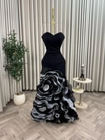 فستان سهره * القماش/ كريب لكرا مع جازار لونين المق...