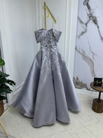 القماش ميكادو مره انيق وجميل وبنفس الوقت فخم