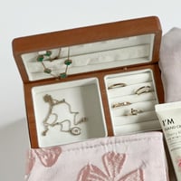 هدية شهر العسل