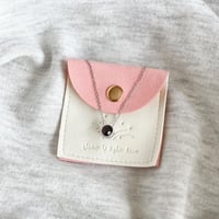 سلسال باللون الموف