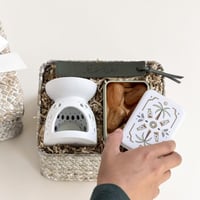 هدية عبق الخير