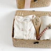 هدية نورت الدنيا - بنات