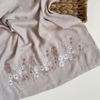 طرحة تطريز ورد