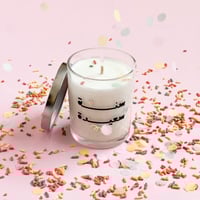 شمعة سنة سعيدة