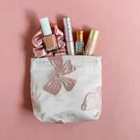 شنطة مكياج - بنك