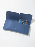 حافظة نظارات جلد بلون أزرق 11834