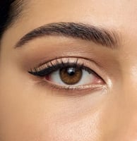 عدسات أكيوفيو ديفاين فريش هيزل Define Fresh 1 day...