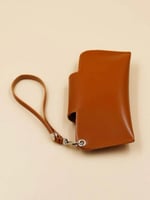 حافظة نظارات جلد لون جملي 11846