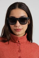 النظارة الذكية تتيح لك الإقتران عن طريق البلوتوث ل...