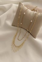 سلسال مزدوج عبارة عن سلسلتين مطلي ذهب. MN-099