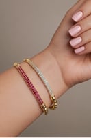 أساور مطلية بتصميم أنيق وعصري . MB-371