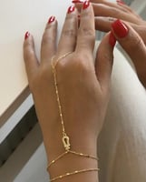 كف يد بتصميم مستوحى من FRED مطلي ذهب عيار ١٤ . MR-...