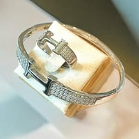 سوار مع خاتم بتصميم مستوحى من هيرمز لون فضي مزين ب...