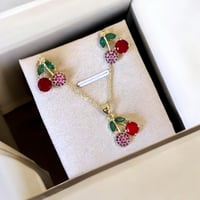 طقم الكرزة الناعم مطلي ذهب عيار ١٨ . MS-049