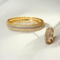 طقم اسوارة مع خاتم بتصميم مميز مطلية بالذهب عيار ١...