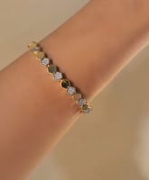 سوار مستوحى من شوميه مطلي ذهب . MB-364