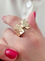 خاتم فراشة مطلي ذهب عيار 14 – تصميم أنيق قابل للتع...