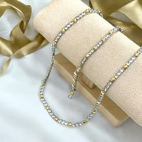 طقم تنس قلوب مؤلف من سلسال وأسوار مع قلوب لون دهبي...