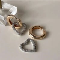 أقراط أذن على شكل قلب مرصع بالألماس. ME-027