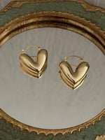 أقراط أذن بشكل قلب مطلي ذهب ME-044