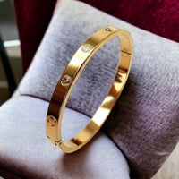 سوار كارتير لوف مع لوغو لون ذهبي MB-003