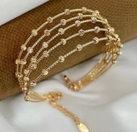 سوار بتصميم مؤلف من خمس صفوف لون ذهبي MB-048