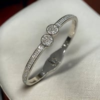 سوار تيتانيوم صلب مرصع بالألماس لون فضي MB-037