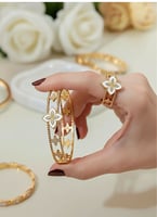 طقم إسوارة مع خاتم لون أبيض مطلية ذهب بجودة عالية....