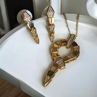 طقم سلسال مع أقراط بتصميم مستوحى من بولغاري مطلي ذ...