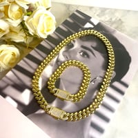 طقم بتصميم مستوحى من موناكو محاكي للذهب مطلي 18k م...