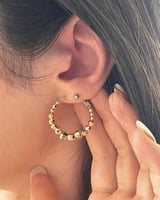 أقراط أذن دائرية من الكرات الذهبية مطلية ذهب. ME-0...