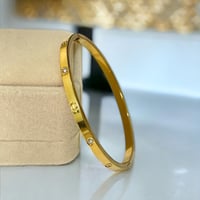 أسوارة كارتير ستالس ستيل مع زركون MB-106