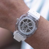 ساعة رجالي شفافة - لون أبيض - كاتيرا
