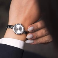 ساعة نسائية ستيل باللون الفضي