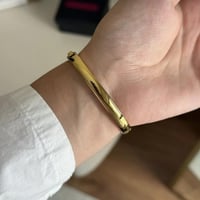 ساعة نسائية ستيل بلون ذهبي ميناء ابيض