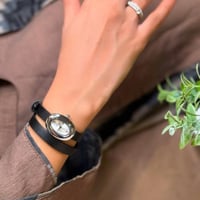 ساعة نسائية جلد ماركة كاتيرا سير أسود إطار فضي