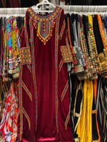 احمر غامق