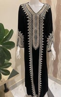 الأسود